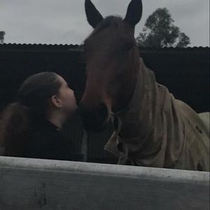 Meet your Posher, Teleah